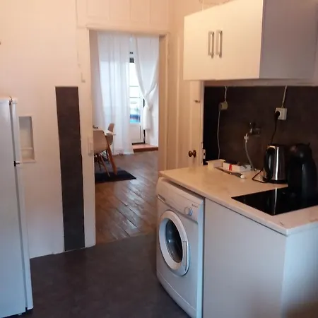 Apartment Low Cost - Baixa-mouraria Lisbon